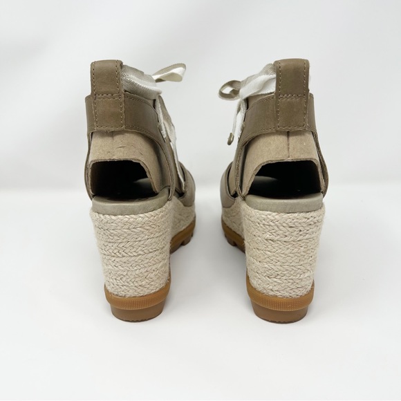 SOREL Joanie II Hi Ankle Lace Sandal 6 in Sandy Tan - Picture 4 of 7